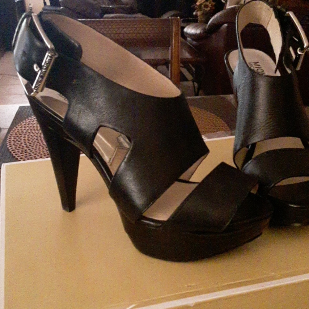 MK Shoes